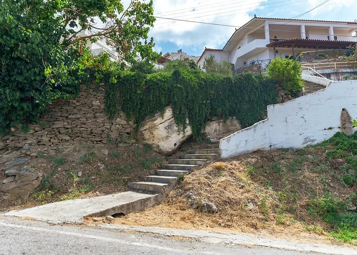 Mrs Kalis Amonakliós